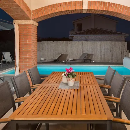 Holiday home Hp *