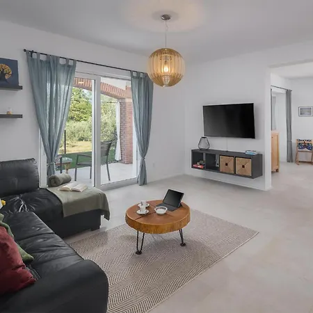 Hp Vakantiehuis Bužinija